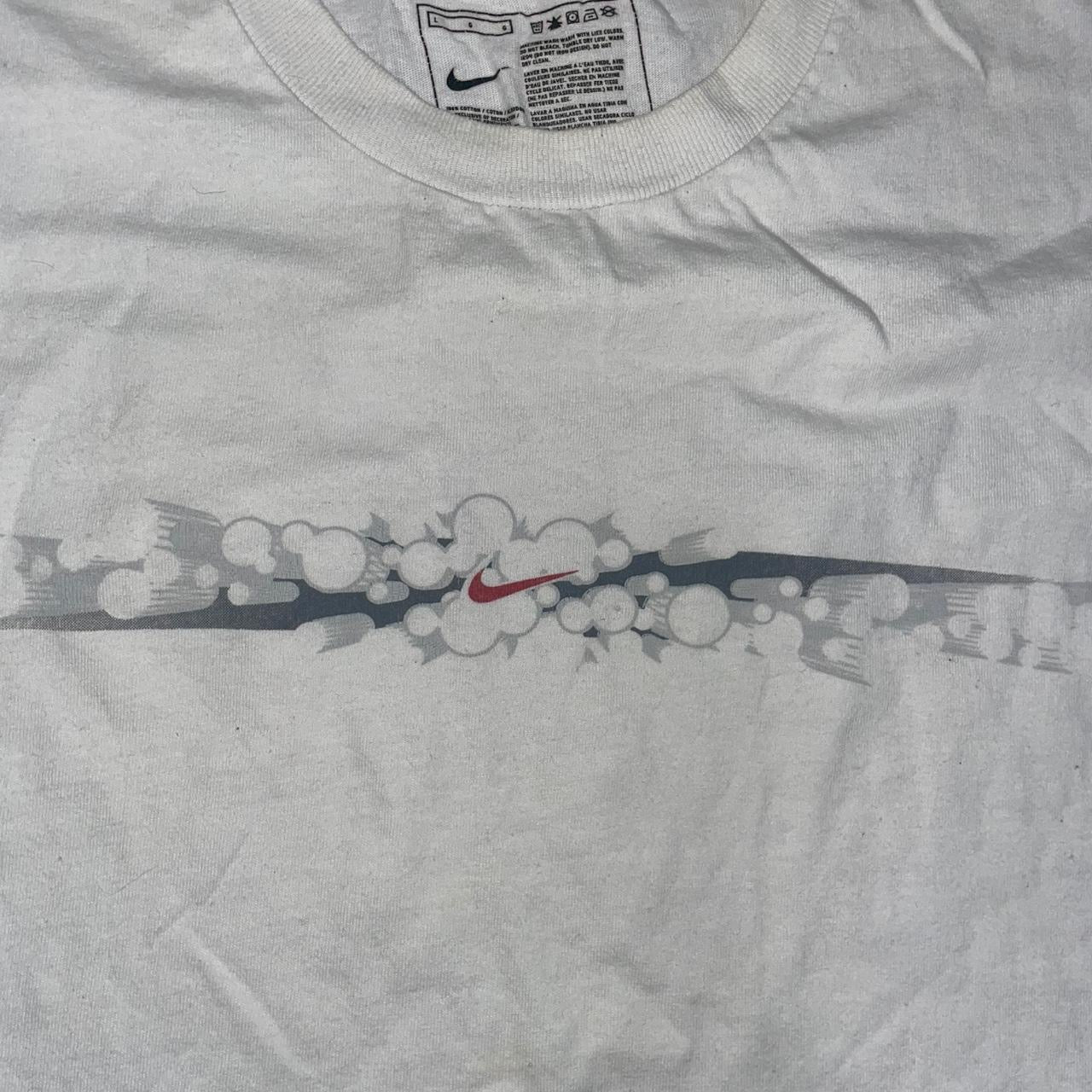 Vintage Nike Sleeveless Tee | Y2K White Graphic Muscle Shirt