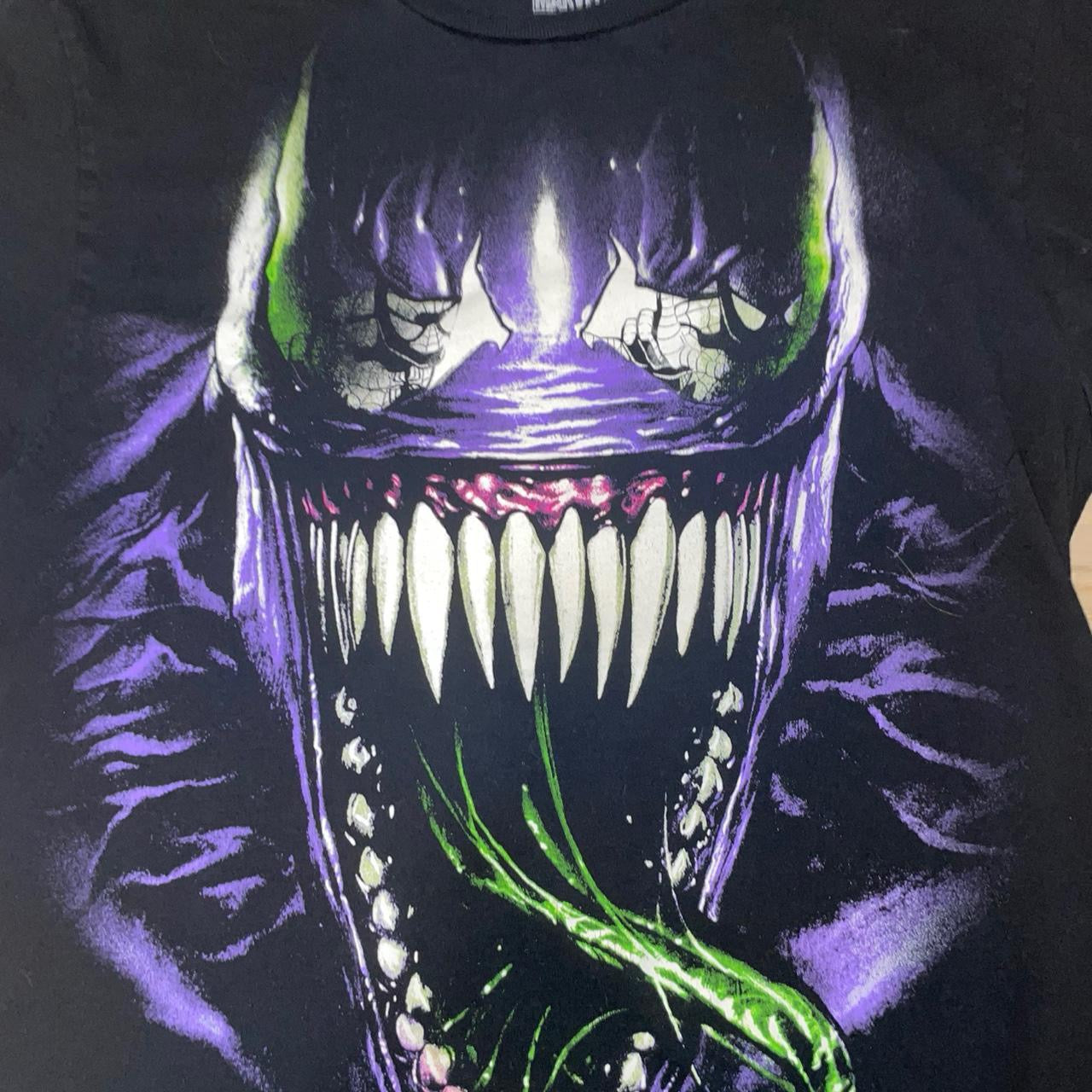 Vintage Marvel Venom Graphic Tee | Y2K Retro Supervillain T-Shirt